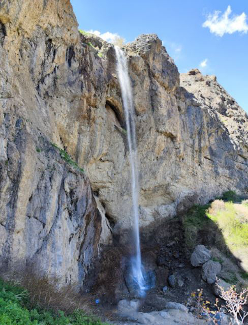 آبشار زیبای سنگان، کوهنوردی تا آبشار