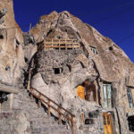 خانه هایی که در دل سنگ ساخته شده اند، کندوان- تیمار گشت